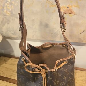 Louis Vuitton Vintage Petite NOE Monogram Bucket Bag